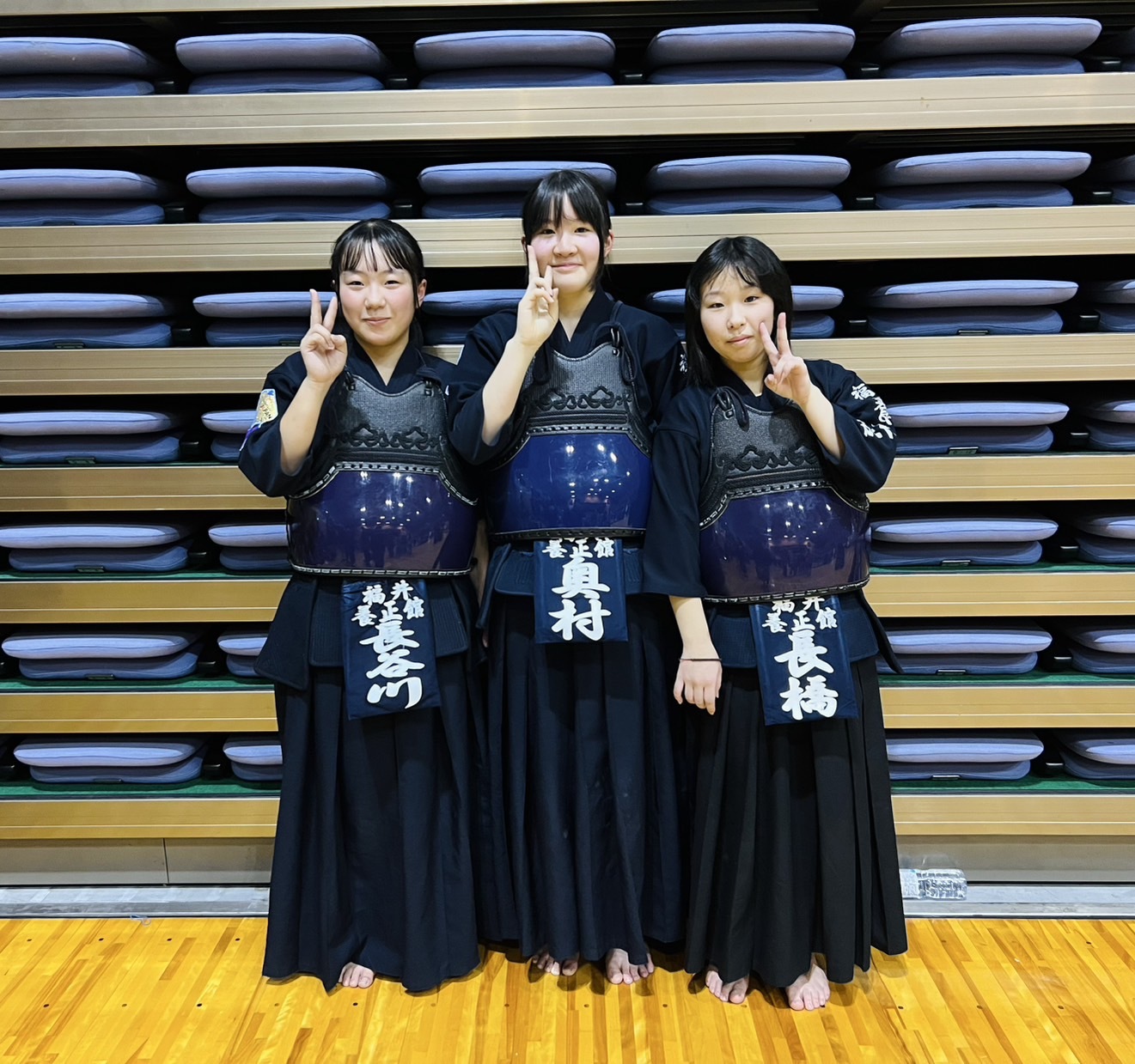 中女